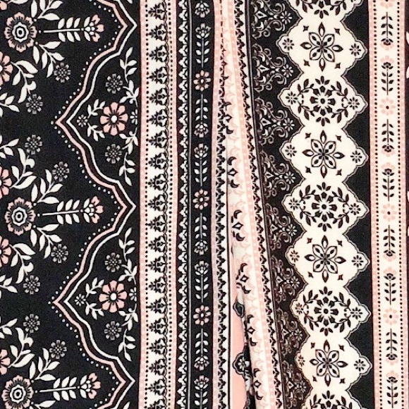 (NWT) Eye Candy Leggings - Picture 4 of 4